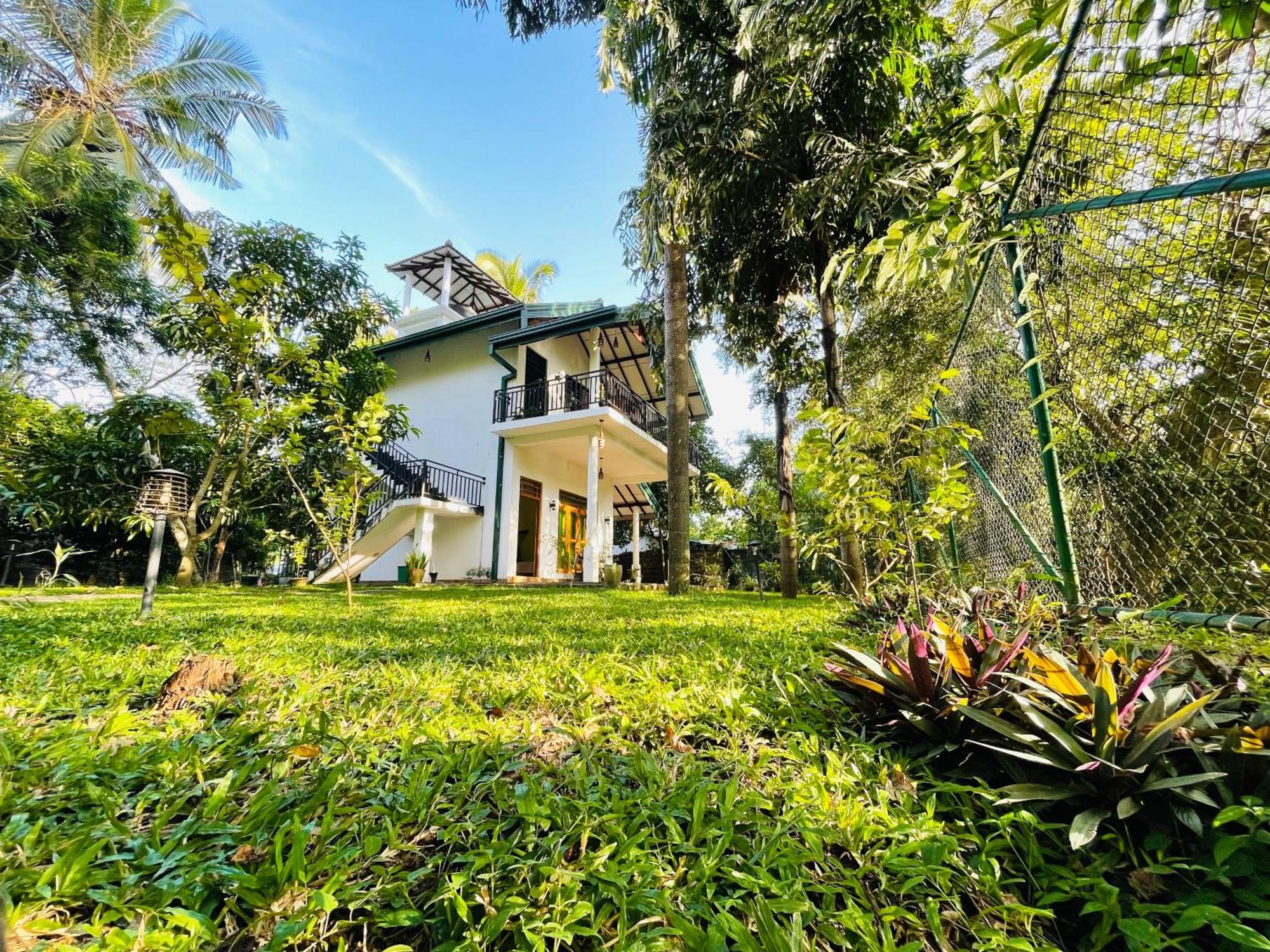 Yala Safari River View Hotel Tissamaharama Esterno foto
